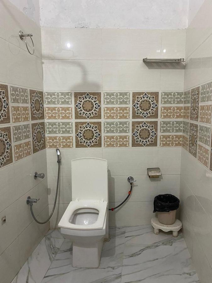 Hotel Surya Laxman Jhula Risikés Kültér fotó
